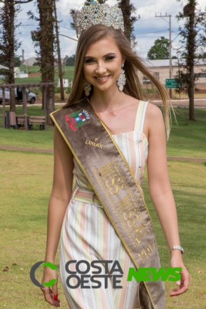 Miss Missal, Djenifer Frey, se prepara para o Miss Paraná