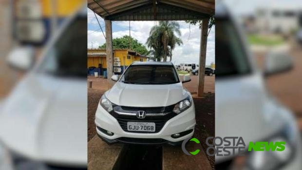 Dois homens são presos com carro roubado na BR 277