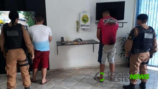Dupla é presa e revólver é apreendido pela PM em Santa Helena