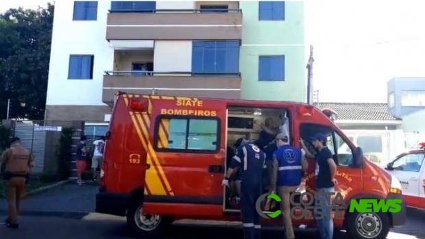 Bebê de um ano sobrevive a queda de segundo andar de prédio