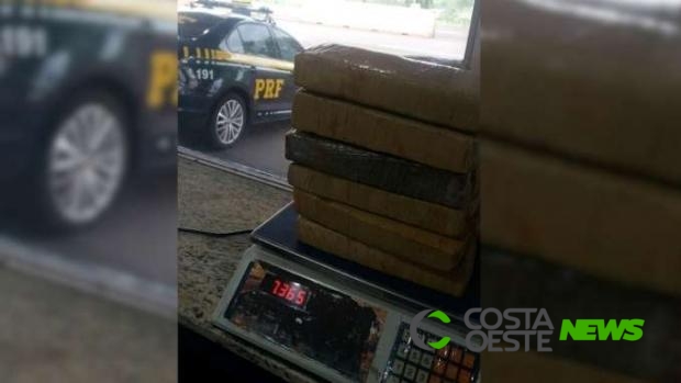 Passageiro que transportava maconha na bagagem é detido pela PRF na BR 277