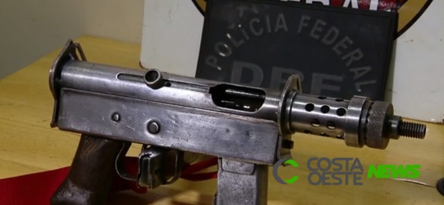 Polícia prende dois homens com submetralhadora de uso restrito, em Matelândia