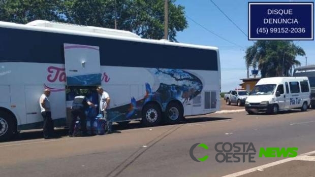 ??nibus e van com contrabando são apreendidos na BR 277