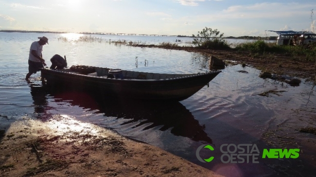 Pescadores da região realizam protestos contra atraso no pagamento do seguro-defeso
