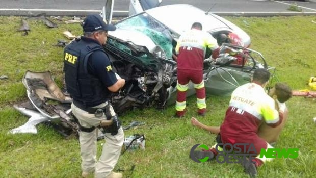 Mãe e filhos ficam feridos em grave acidente na BR 376