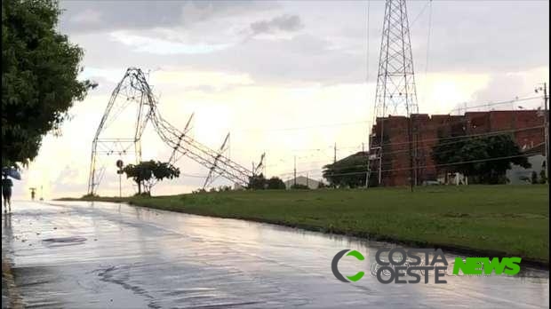 Temporal derruba torres de alta tensão e deixa muitos estragos na região