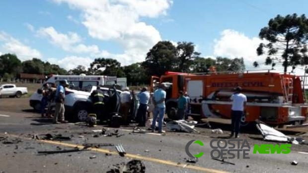 Mulher morre em acidente com ônibus na BR 373