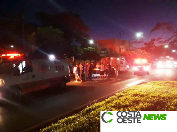 Duas pessoas ficam feridas em acidente entre carro e moto em Santa Helena