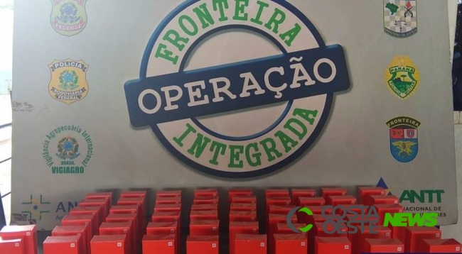 Smartphones em fundo falso são apreendidos na Ponte da Amizade