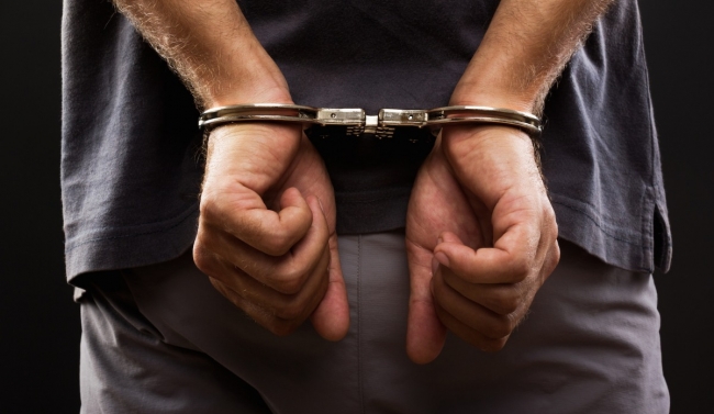 Homem com mandado de prisão em aberto por homicídio é preso em Santa Helena
