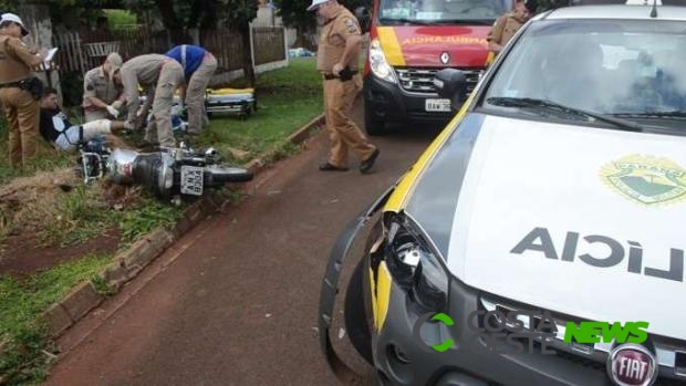 Durante fuga, motociclista bate de frente com viatura da PM