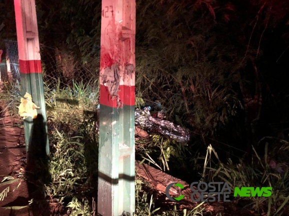 Dois jovens morrem em grave acidente com moto na BR 163 