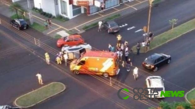 Mulher fica ferida em acidente no Centro de Medianeira