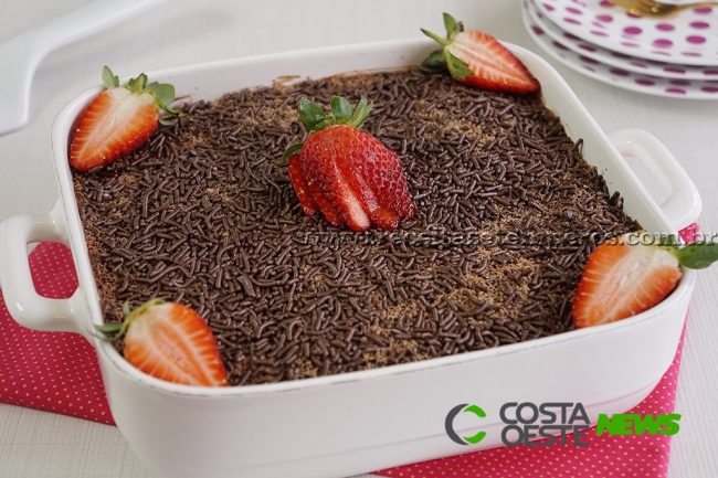 Pavê de Brigadeiro com Morango