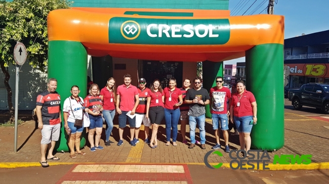 Cresol oferece linha de crédito especial para o  início de ano e faz divulgação do 1° Fla Solidário