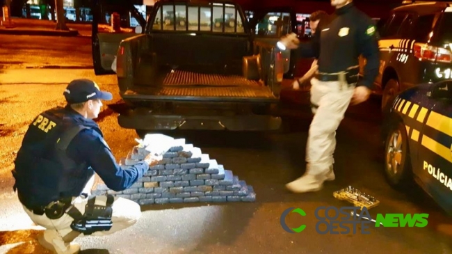 Morador de Foz é preso conduzindo carro com placa de Santa Helena carregado de pasta de cocaína 