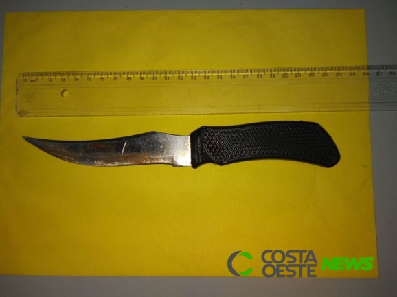 Homem ataca estudantes com faca e deixa um morto em pensionato no Paraná