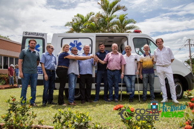 Ambulância e equipamentos para Saúde são entregues em Missal