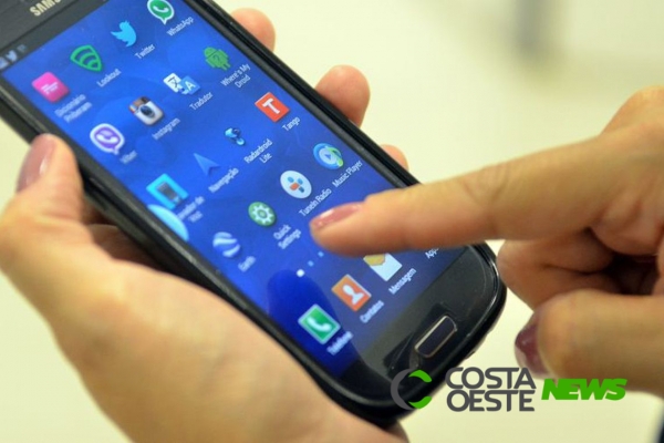 Anatel inicia bloqueio de celulares irregulares em 15 estados