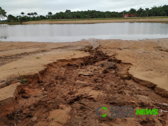 Volume de chuvas danifica orla da Praia Nova em Santa Helena