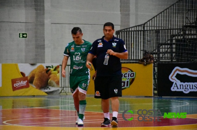 ASSISTA OS GOLS: Aymoré sofre goleada para o Campo Mourão na estreia em casa 