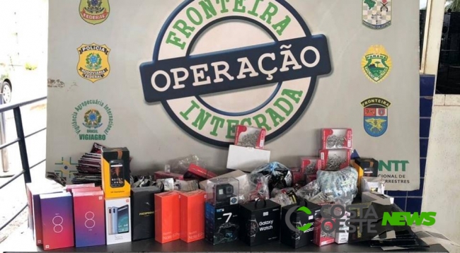 Operação apreende veículos com R$ 25 mil em mercadorias em fundos falsos