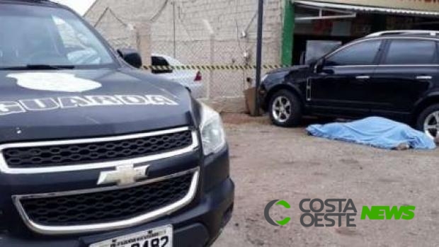 Homem vai comprar bebida e é morto com 20 tiros