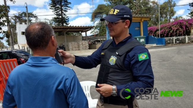 BRs do Paraná registram quase um flagrante de embriaguez por hora no carnaval, diz PRF