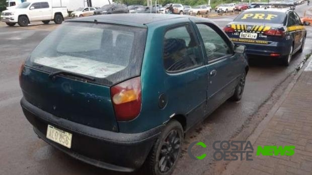Carro roubado há 21 anos é recuperado na BR 277