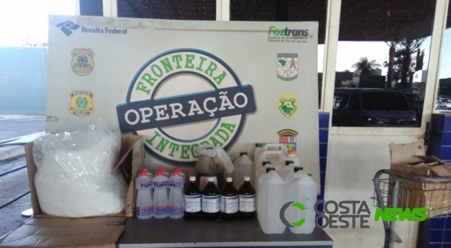 Receita Federal apreende produtos químicos em táxi paraguaio