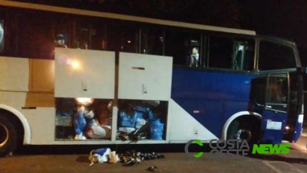 Polícia Federal apreende ônibus de turismo com mercadorias estrangeiras na BR 277