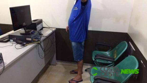 Filho agride pai idoso de 93 anos e é preso