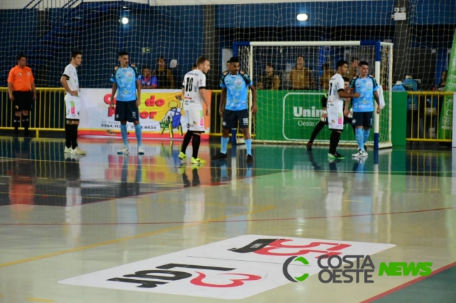 Em noite de apagão, sobrou energia para o CFM Costa Oeste, que goleou na Série Bronze 