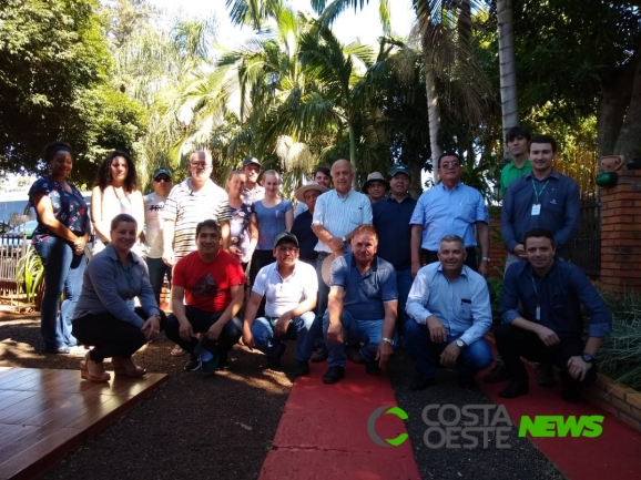 Agricultores de São Miguel recebem visita internacional