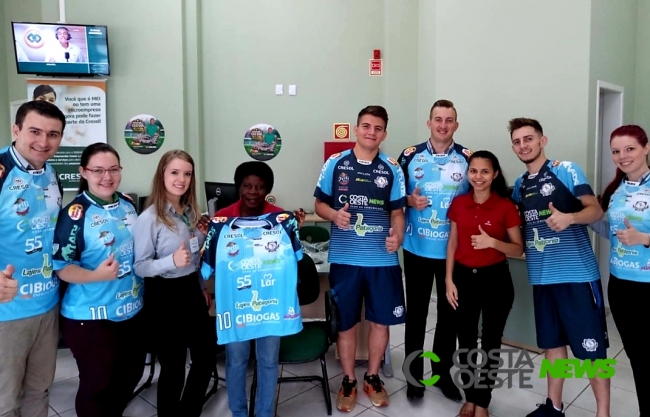 Cresol intensifica parceria com CFM Costa Oeste Futsal de Medianeira  