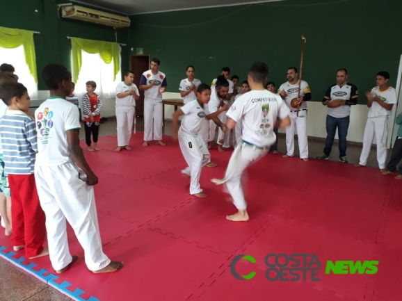 Programa ???Formando Cidadão??? da PM do Paraná atende jovens e adolescentes no contra turno escolar