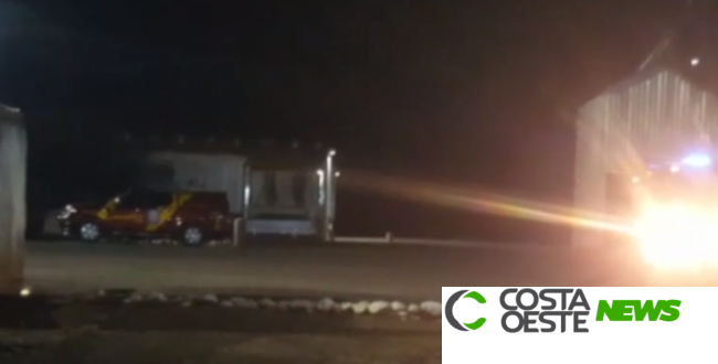 Princípio de incêndio mobiliza Bombeiros a empresa de Santa Tereza do Oeste