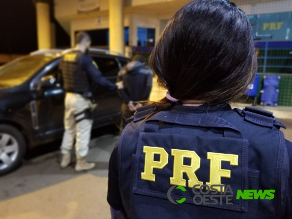 PRF recupera carro roubado quando condutor tentava cruzar a Ponte Ayrton Senna