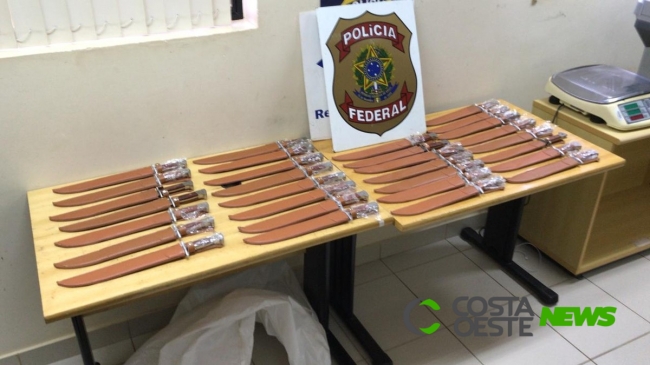 Operação Muralha apreende contrabando em carros que faziam escolta armada em ônibus de turismo 