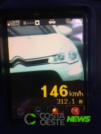 Veículo a 146 km/h é flagrado na PR-495 durante operação