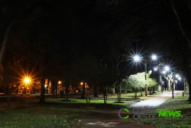 Na preparação para a próxima temporada, praia de Santa Helena já tem nova iluminação 