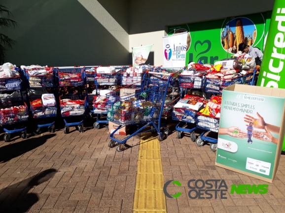 Dia C - Dia de Cooperar arrecadou mais de 3T de alimentos