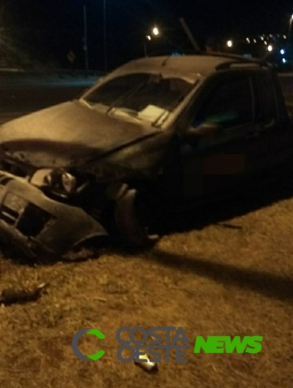 Motorista bate o carro e foge no perímetro urbano da BR-277 em Medianeira