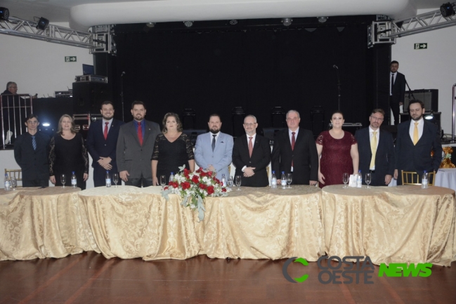 OAB Medianeira reúne profissionais para homenagem ao Dia do Advogado