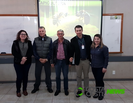 Cresol apresenta Assessor Técnico em nova etapa do Programa Juventude Cooperativista ??? Liderança 