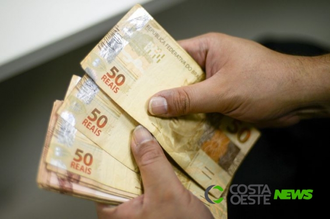 Receita paga hoje restituições do 3º lote do Imposto de Renda 2019