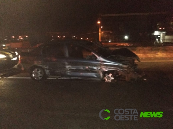 Após perseguição com a PRF  veículo fica totalmente destruído em São Miguel do Iguaçu