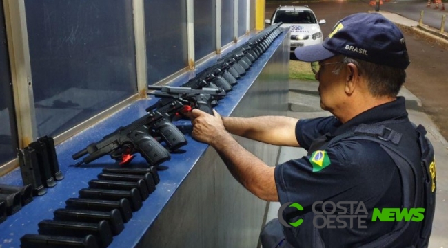 Após fuga carro carregado com 29 pistolas é apreendido em São Miguel do Iguaçu