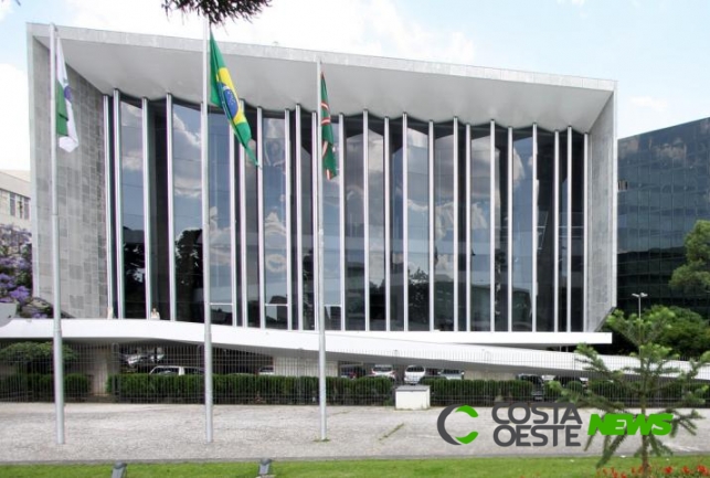 Projeto do fim das licenças-prêmio é retirado da pauta da CCJ