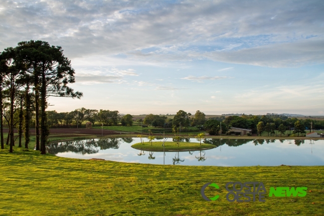 Sexta-feira (25) será de sol e muito calor